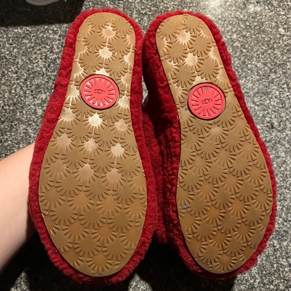 UGG Fluff Yeah Slide Ribbon Red - Picture 3 of 4
